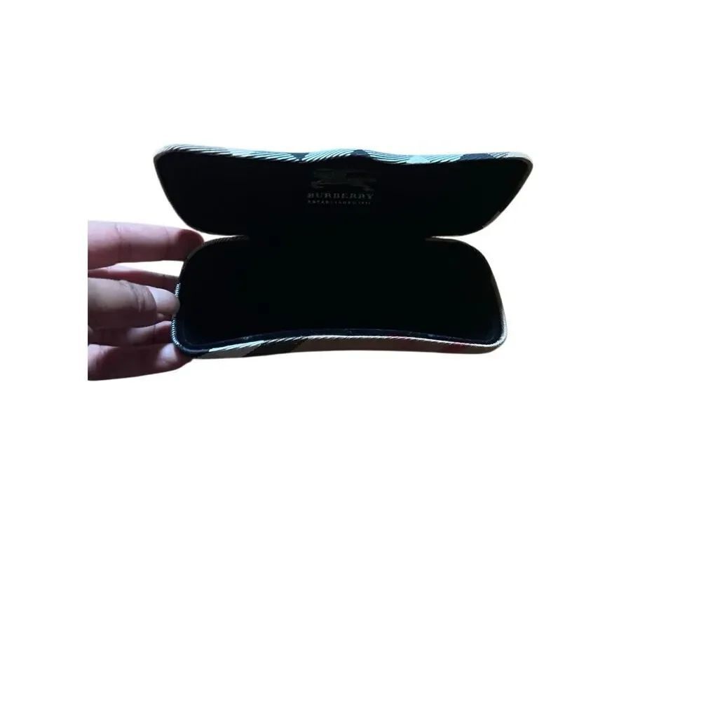BURBERRY CLASSIC SUNGLASSES CASE - Picture 2 of 4